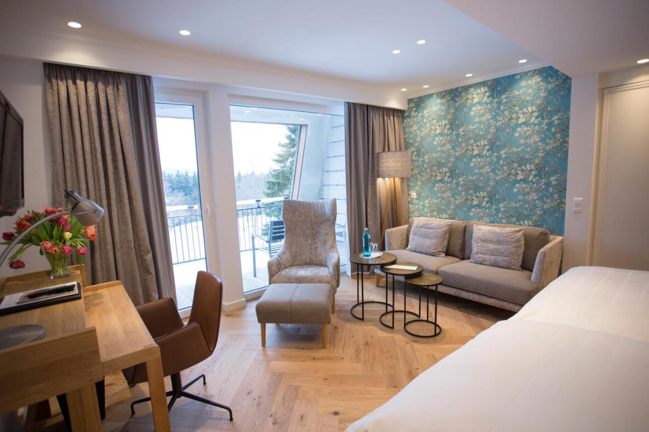 Deluxe Double Room Balcony,1498525903:JPEG